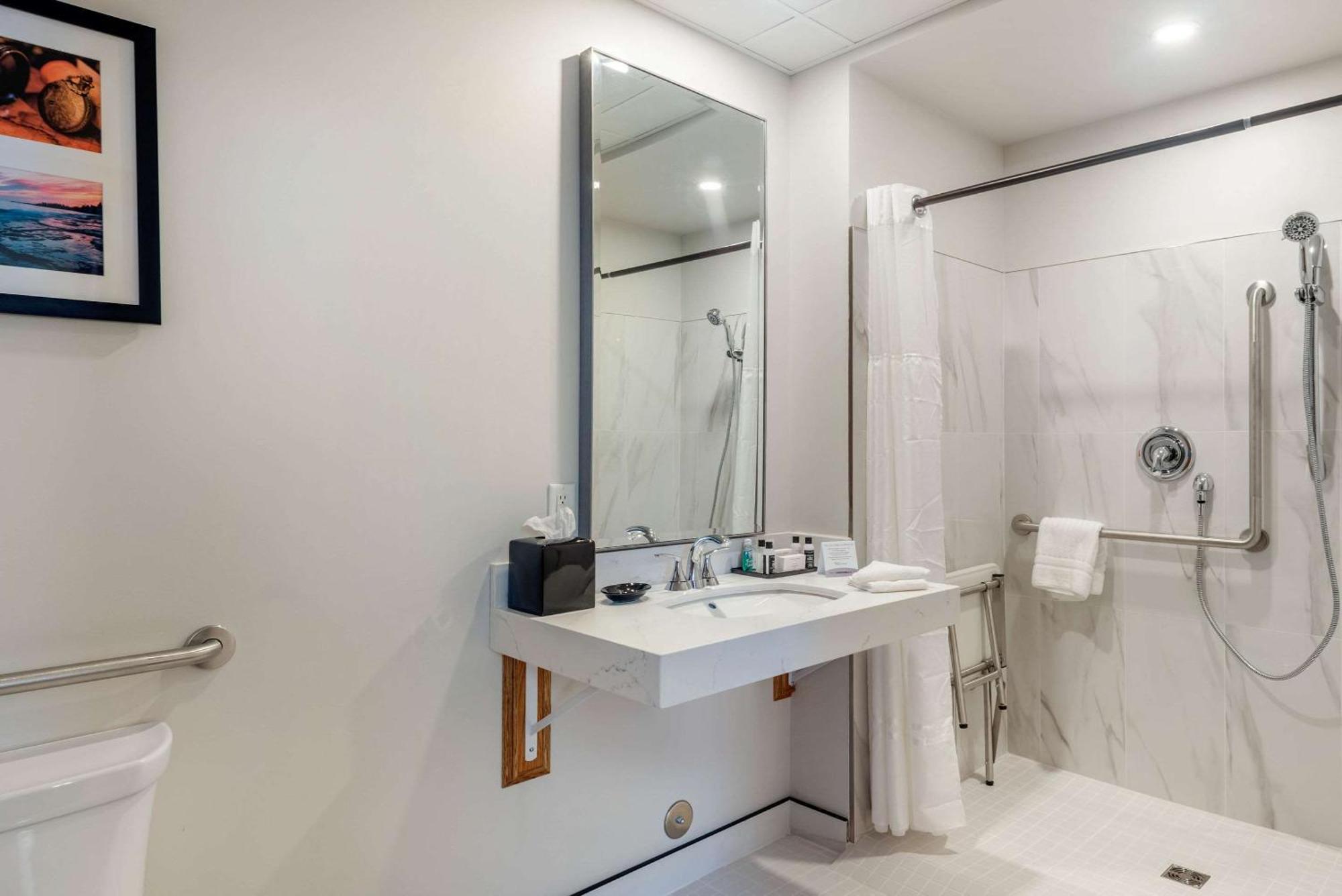 The Courthouse Hotel, Ascend Hotel Collection Тандер-Бей Екстер'єр фото