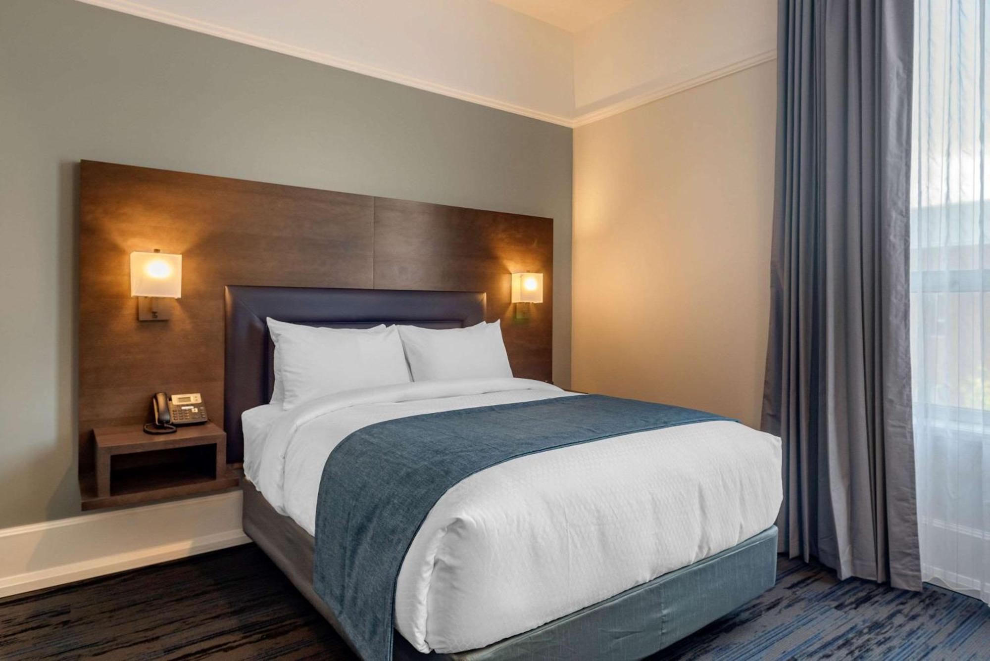 The Courthouse Hotel, Ascend Hotel Collection Тандер-Бей Екстер'єр фото